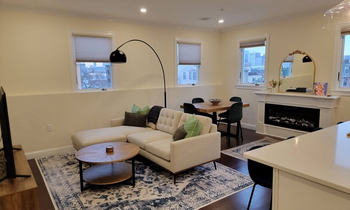 South Boston Condo | Newly renovated 2 br/2ba with office retreat within the heart of South Boston
