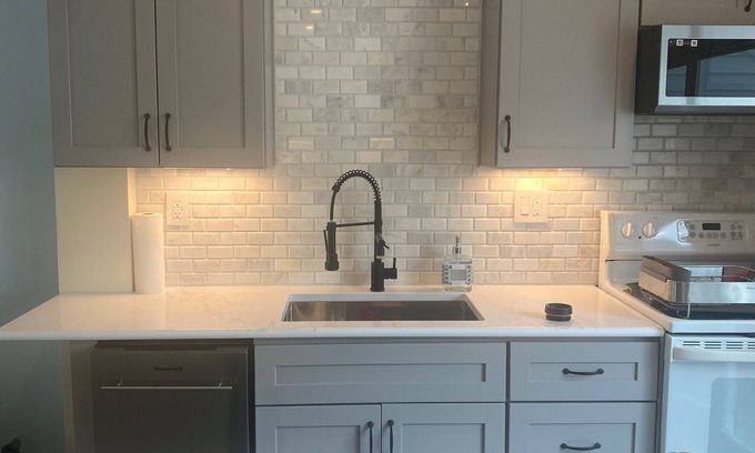 Cape May House | Newly renovated 2BR townhome walking distance to the beach, restaurants & shops