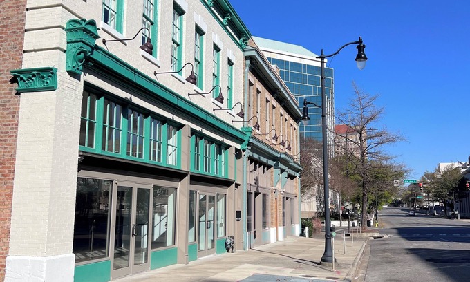 Civil Rights Historic District Apartment | Newly renovated chic apartment within steps of Birmingham’s best attractions