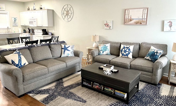 Southport Condo | Newly renovated, clean & spacious condo