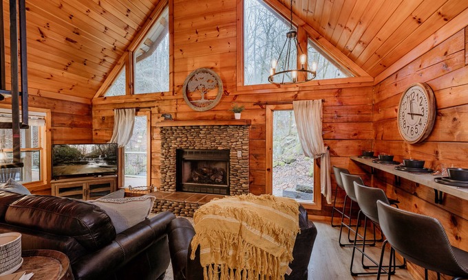 Sevierville Cabin | Newly renovated cozy cabin with a waterfall view. Easy access.