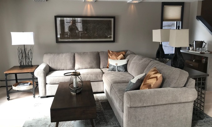 Stratton Mountain House | Newly Renovated! North Brookwood Area 1 Minute To Stratton 4 Bedrooms