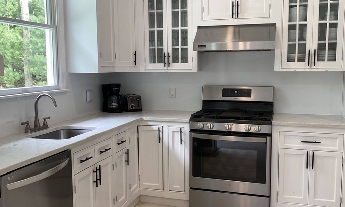 East Hampton House | Newly renovated , village fringe beach house in East Hampton with a heated pool