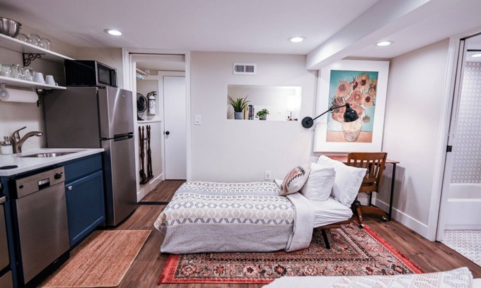 Washington Park West Apartment | Newly Updated! Private Basement Studio in Denver