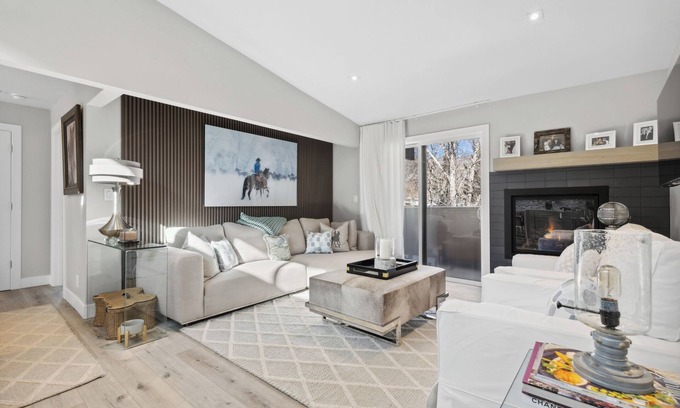Edwards Condo | nExquisite 2 Bedroom, 2 Bath Avon Condo near the base of Beaver Creek Mountain!