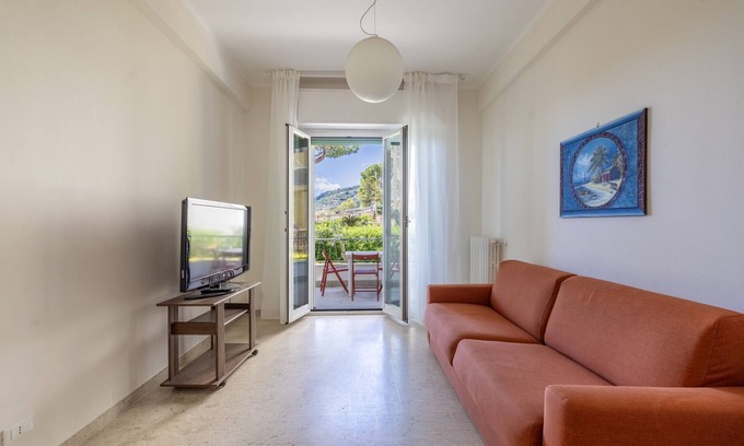 Ospedaletti Apartment | Next to the Beach by Wonderful Italy