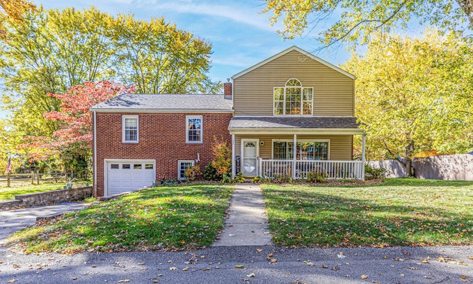 Dark Hollow Woods House | NFL Draft Rental for 2026: 4-bedroom house, 11 miles from downtown Pittsburgh.