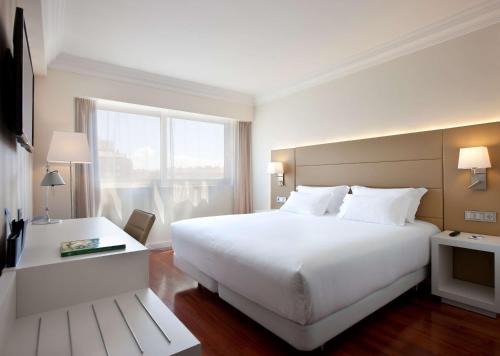 Ermitagana Hotel | NH Pamplona Iruña Park