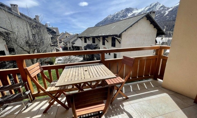 Monetier-les-Bains Apartment | Nice Apartment With Balcon View On The Mountain