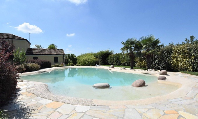 Ariano nel Polesine House | Nice apartment in villa for 9 people with WIFI, A/C, pool, TV and patio