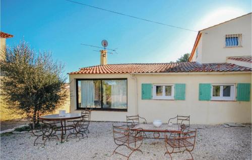 Roquebrune-sur-Argens Apartment | Nice Apartment In Roquebrune Sur Argens
