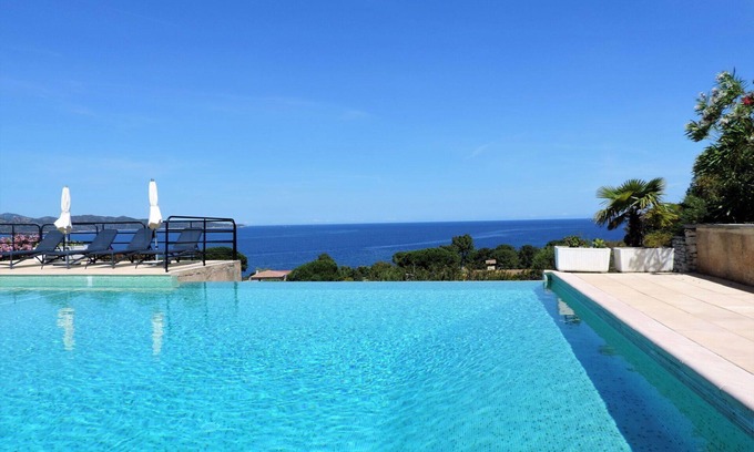Figarella Apartment | Nice apartment for 4 guests with pool, A/C, WIFI, TV and terrace
