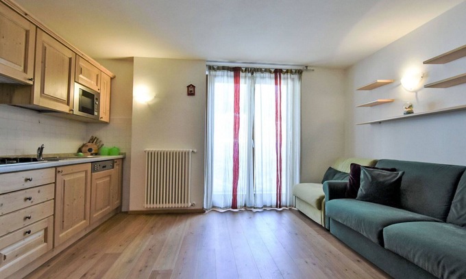 Madesimo Apartment | Nice apartment for 2 people with WIFI, TV and pets allowed
