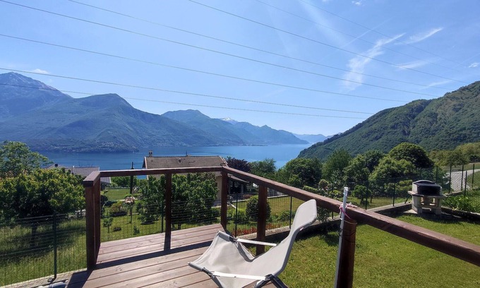 Dongo Apartment | Nice apartment for 2 people with WIFI, pool, hot tub, TV and patio