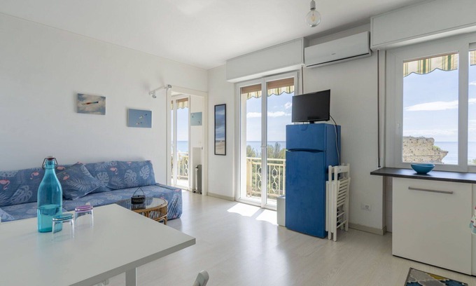 Bussana Apartment | Nice apartment for 4 guests with A/C, WIFI and balcony