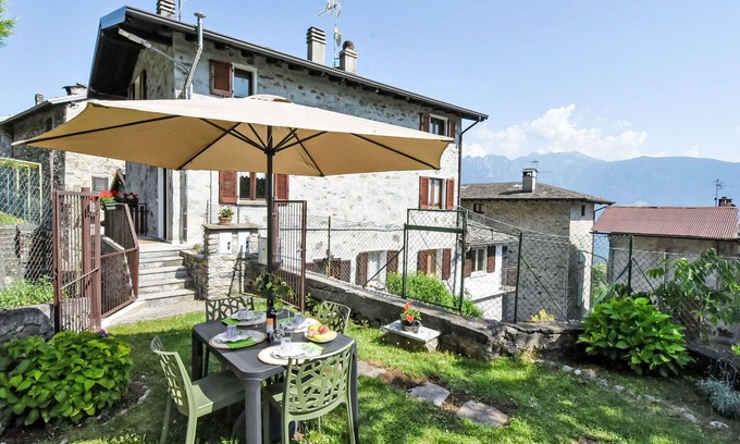 Civo Apartment | Nice apartment for 4 people with WIFI, TV, balcony, pets allowed and parking
