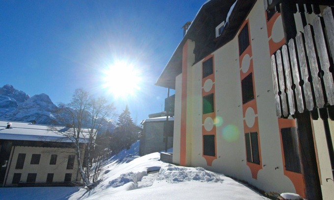 Palu Apartment | Nice apartment for 5 guests with WIFI, TV, balcony and pets allowed
