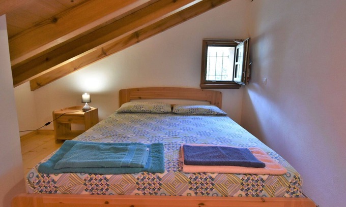 Prata Camportaccio Apartment | Nice apartment for 5 guests with WIFI, A/C, TV, patio and pets allowed