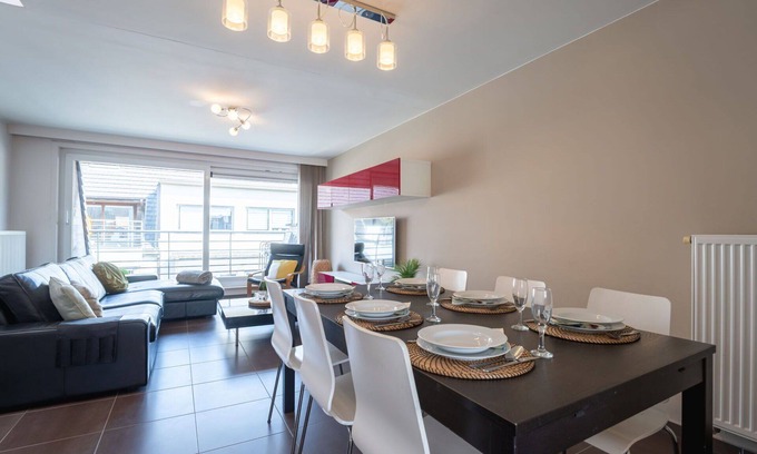Bredene Apartment | Nice apartment for 6 guests with WIFI, TV and balcony
