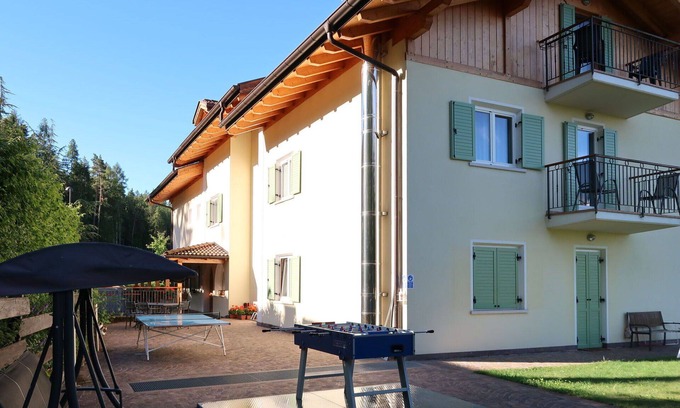 Ronzone Apartment | Nice apartment for 6 people with WIFI and balcony