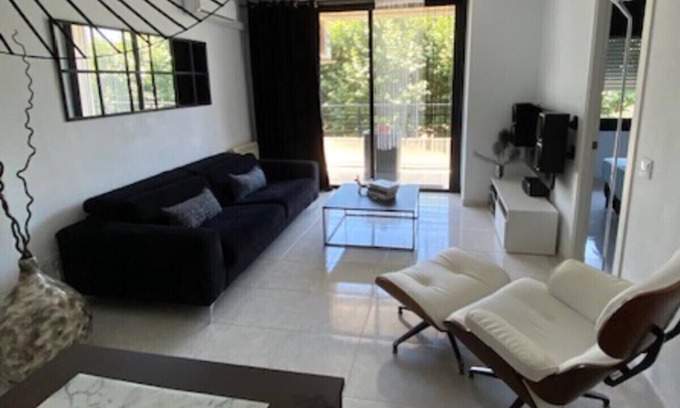 Calella Apartment | Nice apartment in Calella for 6 people, just 100 m from the beach. Free wifi, parking.
