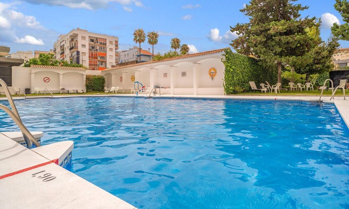 Fuengirola Apartment | Nice apartment in Fuengirola with WiFi