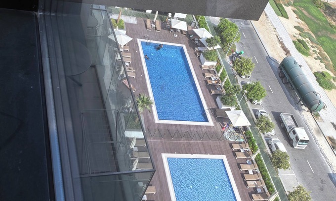 Dubai Apartment | Nice apartment in phenomenal Dubai with fitness room, AC