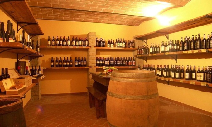 Peccioli Villa | Nice apartment in villa for 6 guests with pool, WIFI, patio and panoramic view