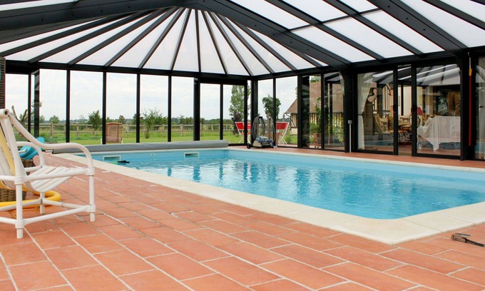 Corbon House | Nice apartment in villa for 3 people with pool, WIFI, TV, patio and pets allowed