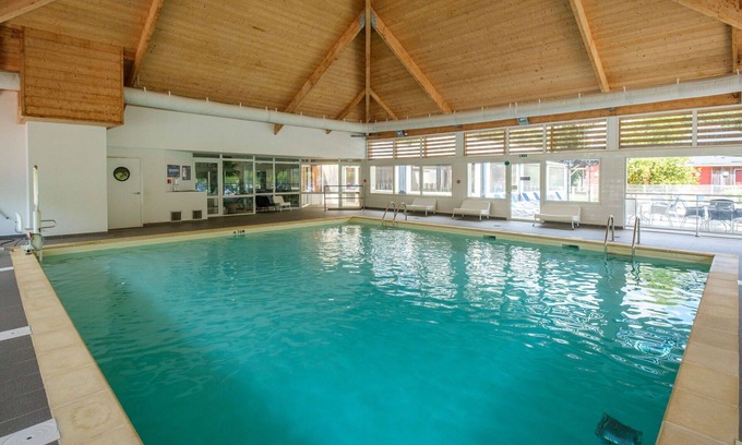 Saumur House | Nice apartment in villa for 3 people with pool, internet, TV, terrace and pets allowed
