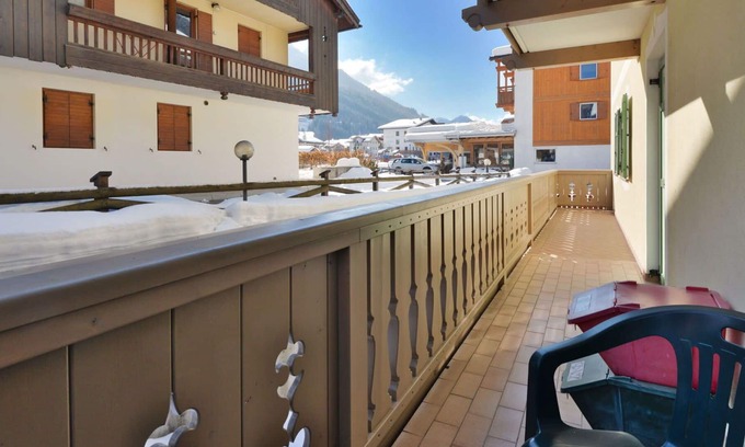 San Giovanni di Fassa Apartment | Nice apartment for 2 guests with WIFI, balcony, pets allowed and parking