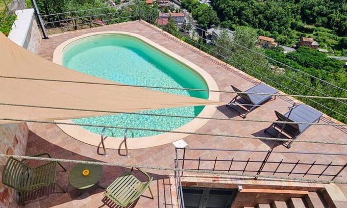 Avegno Apartment | Nice apartment with private pool, WIFI, terrace, pets allowed, panoramic view, close to Portofino