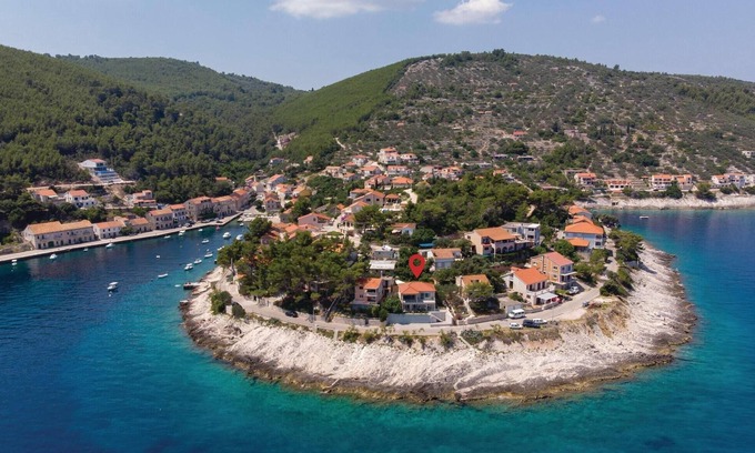 Prigradica House | Nice home in Blato with house sea view