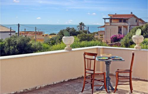 Cava dʼAliga House | Nice Home In Cava D'aliga With Wifi