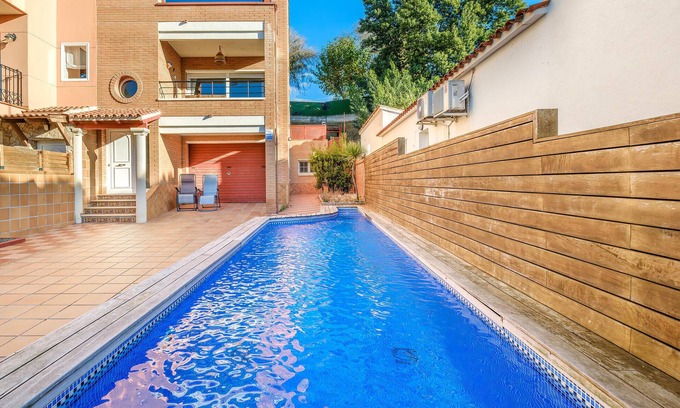 Malgrat de Mar House | Nice home in Malgrat de Mar with WiFi