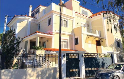 Nea Makri House | Nice Home In Nea Makri With Kitchen