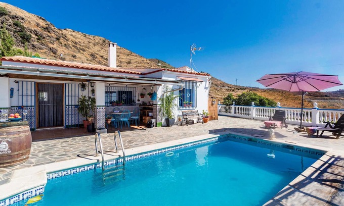 Itrabo House | Nice home in Velilla-Taramay with WiFi