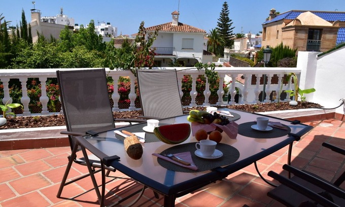 Nerja Ski Chalet | Nice house 5 minutes walking distance to the beach with swimming pool.