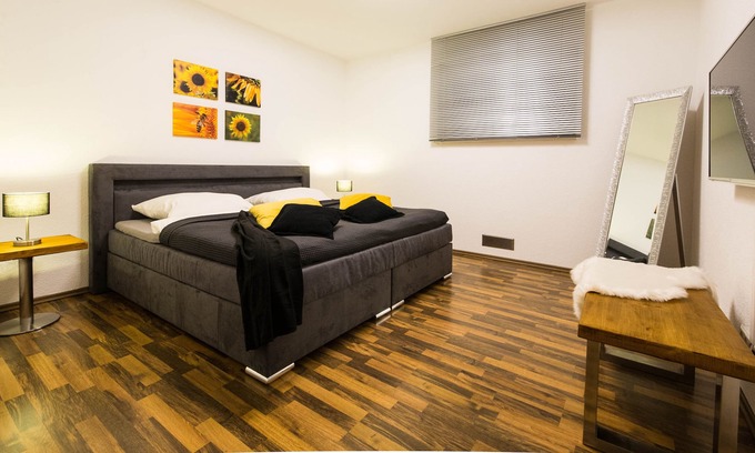 Mauschbach Apartment | Nice, modern apartment with sun terrace near Fashion Outlet Zweibrücken