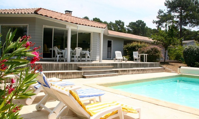 Lacanau-Ocean House | Nice spacious terrace and pool area, lovely well-kept house, relaxing views