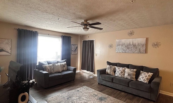Smyrna Apartment | Nice urban 1 bedroom apartment