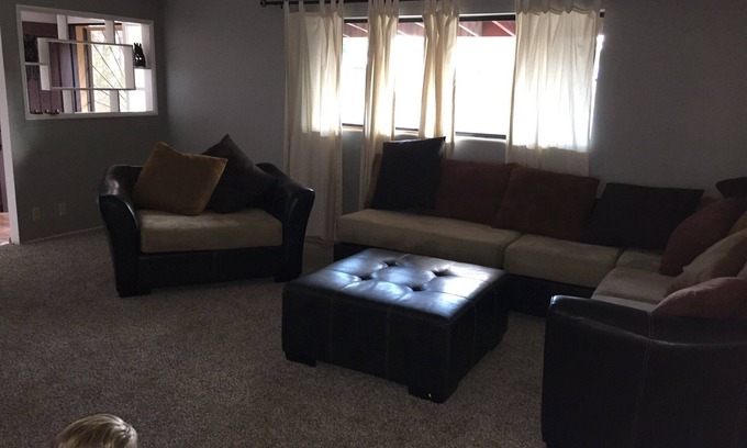 Old Fort Lowell House | NiceTucson getaway mountain views