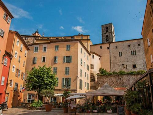 Grasse Apartment | Nid doux au coeur de grasse