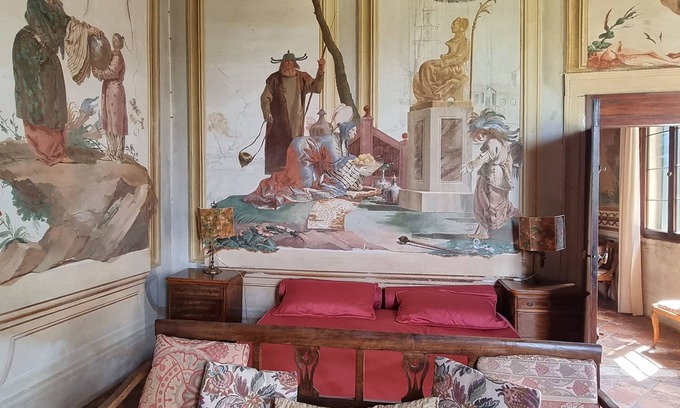 Vicenza Villa | Nights under Tiepolo's frescoes