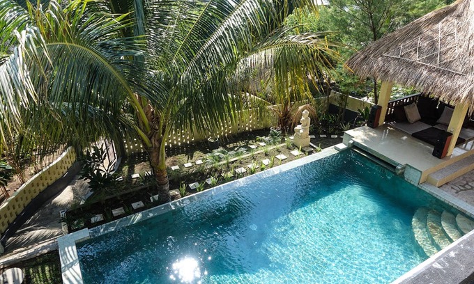 Senggigi Bed & Breakfast | Nipah Pool Villas & Restaurant