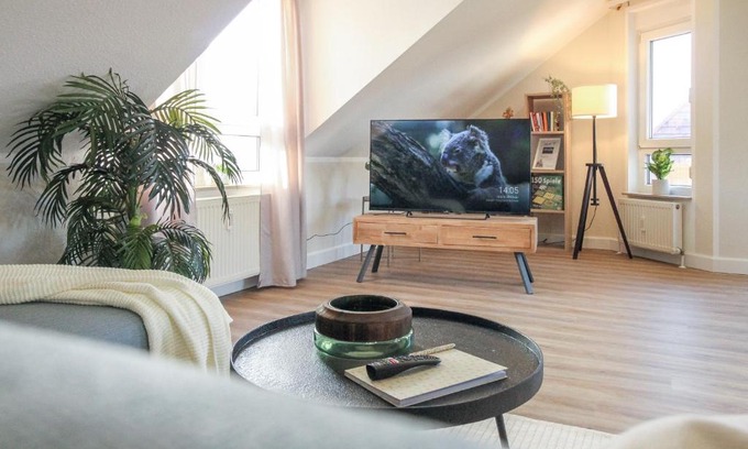 Neckarsulm Apartment | nJoy! Sonnig & Zentral - Queensize - Kaffee - Netflix - Balkon - perfekt für Business & Paare