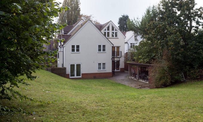 Headington Apartment | No.4 Beech Lodge Stylish Modern Contemporary 2 Bedroom Apartment in Headington