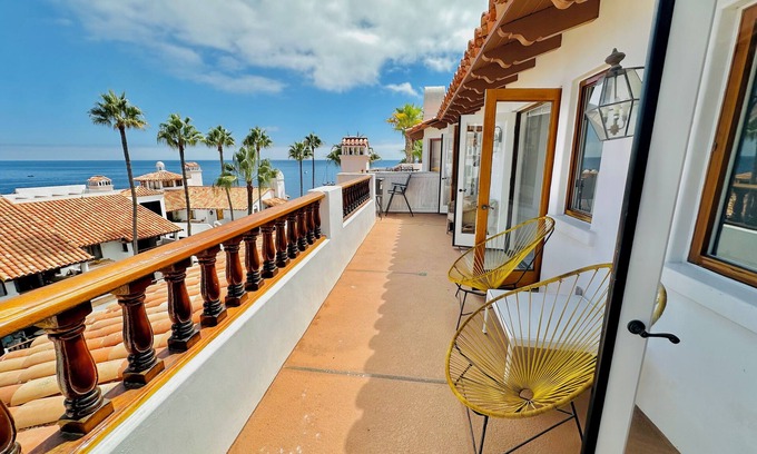 Catalina Island Villa | No steps to this property