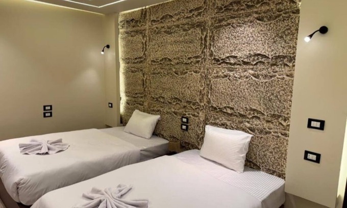 Bulaq ad Dakrur Hotel | Nomad stays