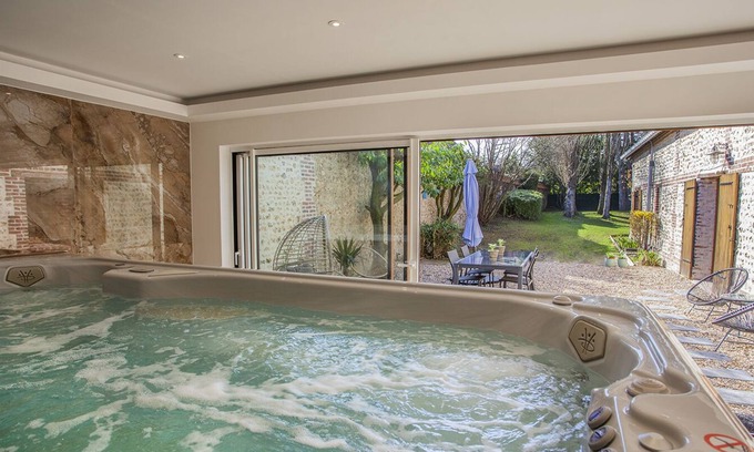 Honfleur House | Norman house in Honfleur with private swim spa